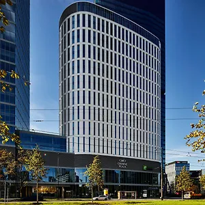 4* Hotel Crowne Plaza - - The Hub By Ihg