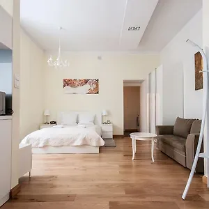 Apartment Elegant Foksal, Warsaw